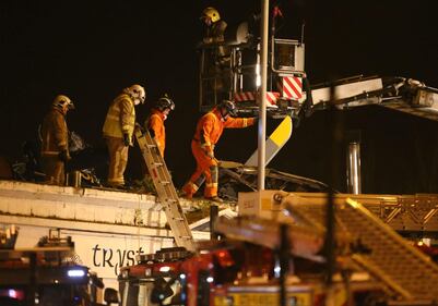 Glasgow, elicottero della polizia precipita su un pub 15