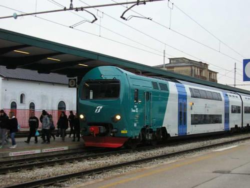 Cremona, nigeriano senza biglietto aggredisce agente della Polfer