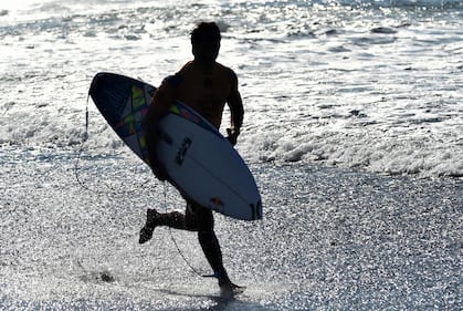 2018 World Surf League: i surfisti tra le onde 10