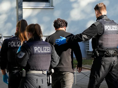 “Respinti 70mila migranti”. La Germania ha chiuso i confini nel 2025 ed esulta per i risultati