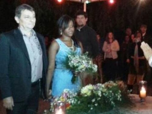 Battisti si sposa per evitare l'espulsione