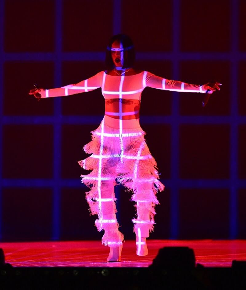Brit Awards 2016: performance, vincitori e il tributo a David Bowie: foto 13