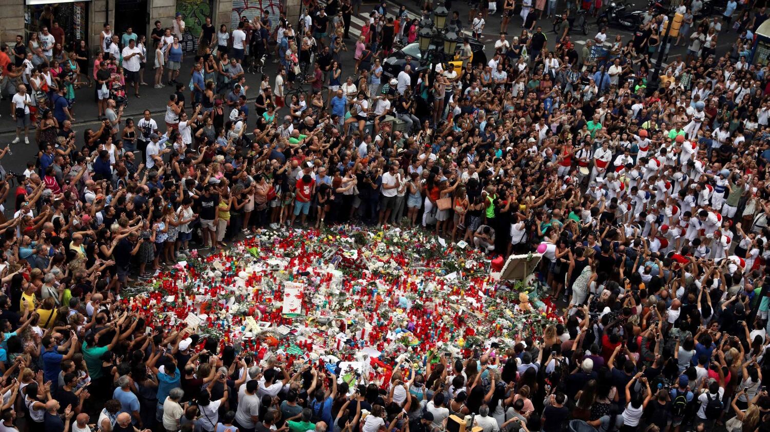 Barcellona, messa alla "Sagrada Familia" in ricordo delle vittime