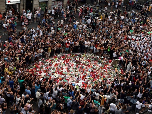 Barcellona, messa alla "Sagrada Familia" in ricordo delle vittime