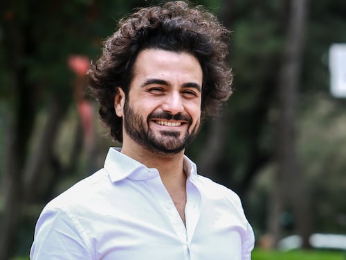 "Faccio ridere e non mi pongo confini, ma non sono un guru che spaccia verità"