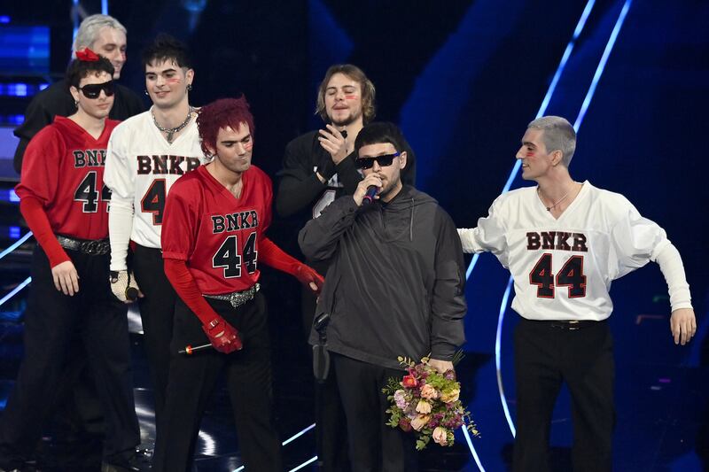 Sanremo 2024: ecco il look della seconda serata del Festival dei Bnkr44 6