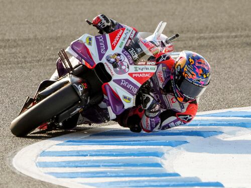 MotoGP Giappone, pioggia e gara interrotta al 13° giro poi la vittoria di Martin davanti a Bagnaia