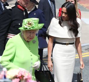 Meghan Markle con la regina nel Chershire 3