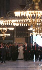 Il Papa nella Moschea blu di Istanbul 4