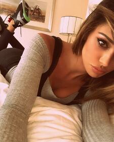 Belen Rodriguez, i selfie più sexy 3