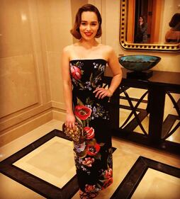 Emilia Clarke in topless, foto 6