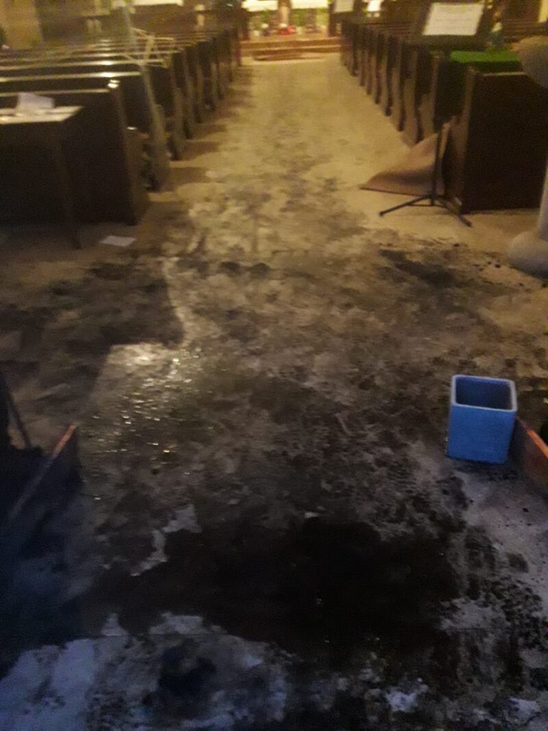 Rovereto, incendiato il portone della chiesa che ospitò il presepe anti-abortista 2