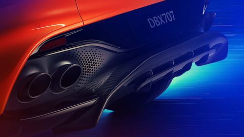 Aston Martin DBX707 restyling, guarda tutte le foto 10
