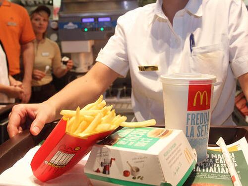 McDonald's, il permesso non arriva e 40 assunzioni rischiano di saltare
