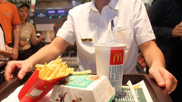 McDonald's, il permesso non arriva e 40 assunzioni rischiano di saltare