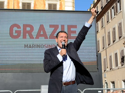 Ballottaggi, il Pd si prende i capoluoghi: vince a Roma, Brescia e Imperia