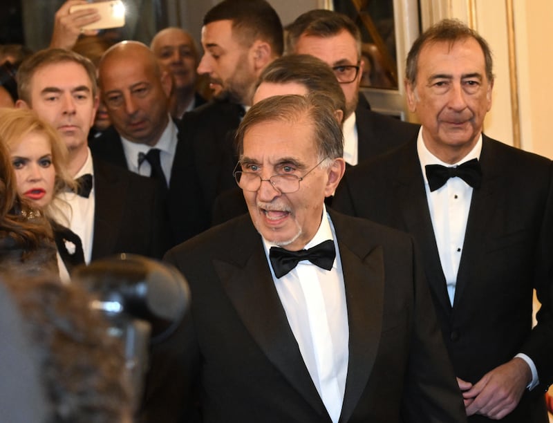 Parterre ricco di ospiti per la prima della stagione al teatro alla Scala 2