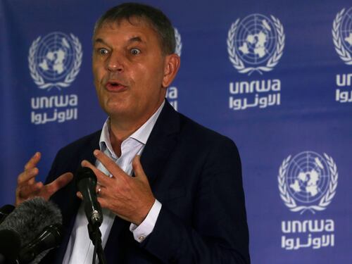 "Sospesi i fondi". La mossa dell'Italia contro l'agenzia Onu per i palestinesi