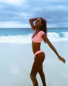 Jasmine Tookes, sempre più sexy su Instagram 3