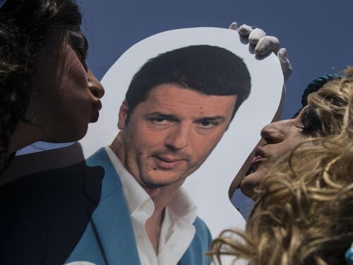 "Unioni gay come il matrimonio" Così Renzi spacca la maggioranza