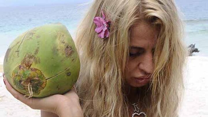 Marini, Nudo e tutti i vip assuefatti all'Isola e al Gf