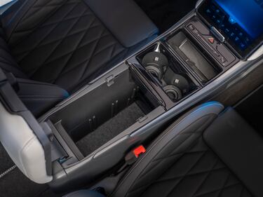 Le foto del nuovo Ford Explorer 2023 19