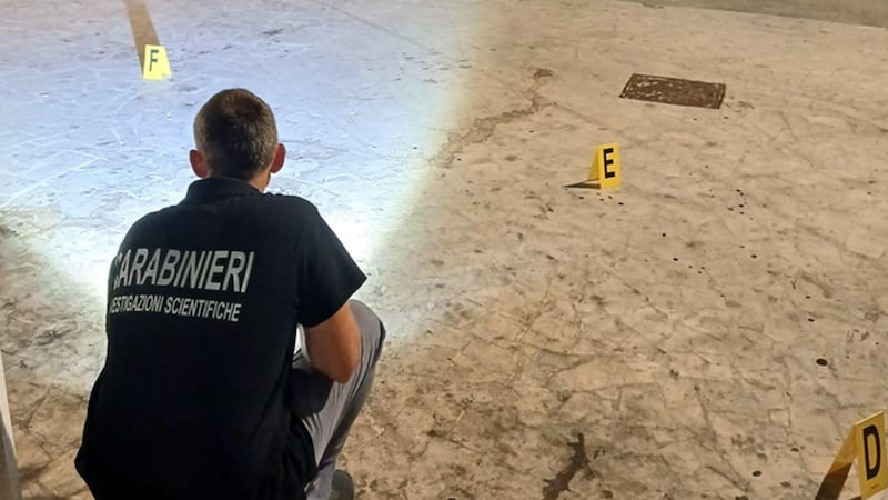Notte di sangue a Trani, 18enne ucciso a coltellate durante una rissa
