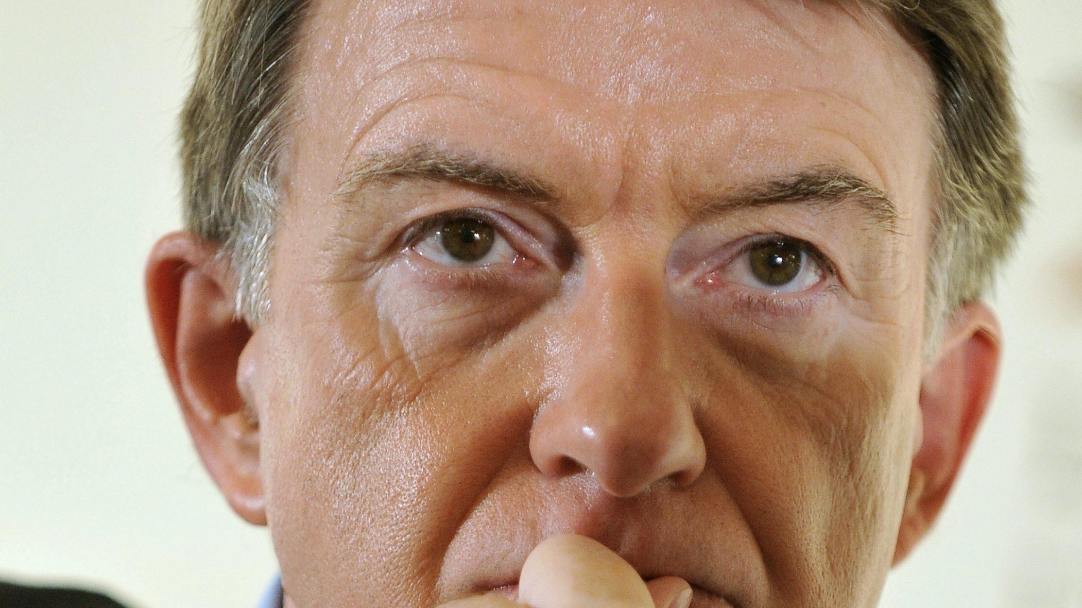Scandalo Epstein, rimosso l'ambasciatore britannico negli Usa Mandelson
