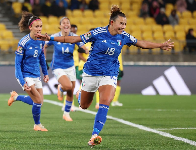 Il sorriso di Arianna Caruso, che risolleva le speranze azzurre (via Figc)