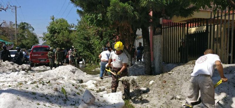 Messico, un'eccezionale grandinata ha sepolto Guadalajara 3