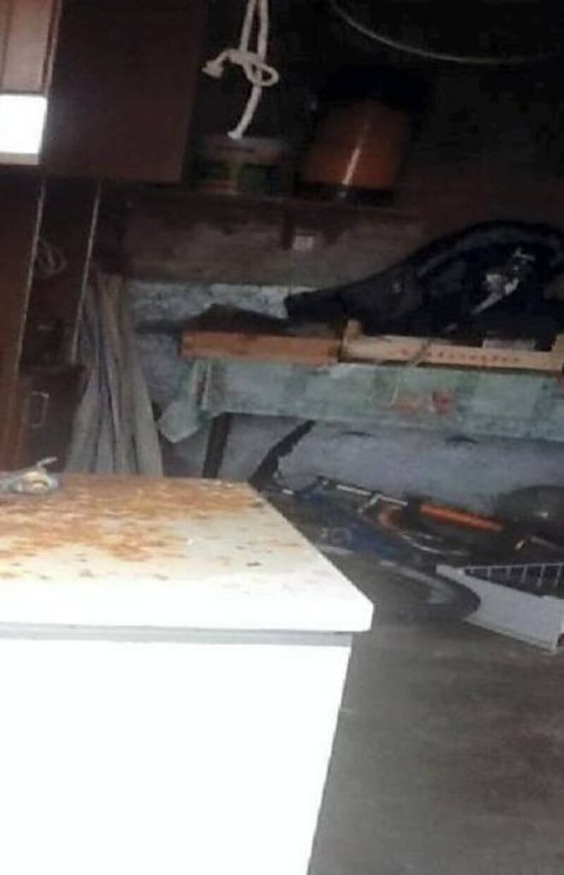 L'alloggio distrutto dalla famiglia di occupanti abusivi 2
