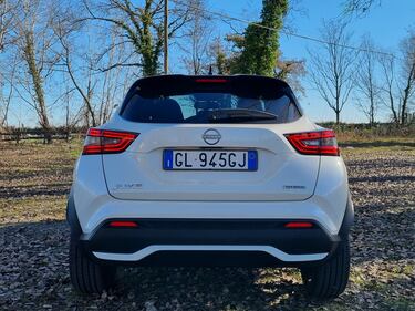 Nissan Juke Hybrid, guarda le foto  9