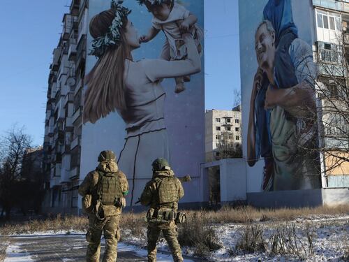 Bakhmut, linea del fronte: la difesa disperata di Kiev. E Pechino scarica Mosca