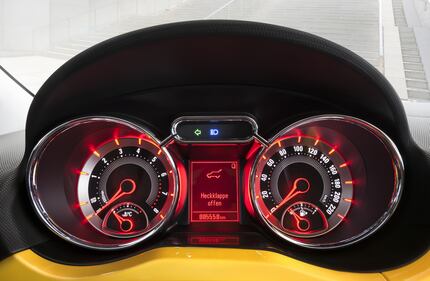 Opel Adam 8
