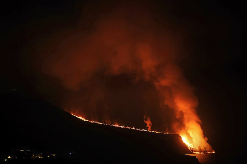Canarie, l'eruzione del vulcano Cumbre Vieja 1