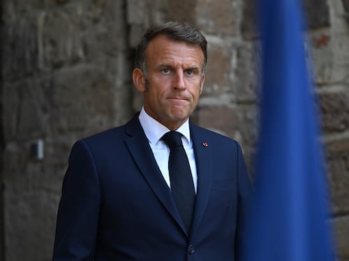 Aziende e banche, la Francia ora rischia
