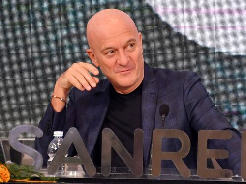 Claudio Bisio: "Mai più a Sanremo. Sui social mi danno del comunista"