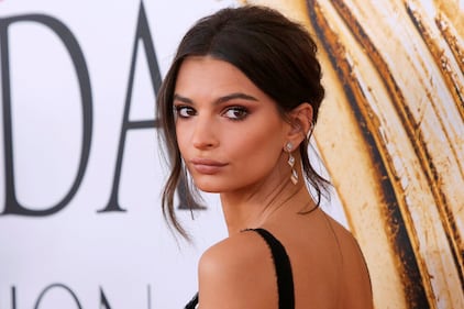 Emily Ratajkowski, topless dal passato 23