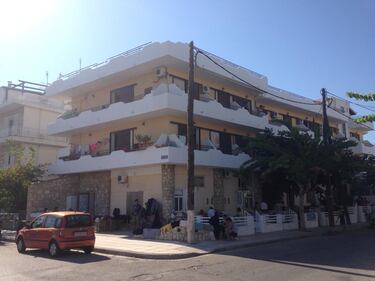 Kos: nell'albergo dei migranti 15