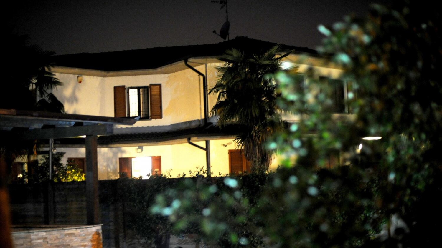 Milano, spara ai ladri in casa e uccide uno dei rapinatori