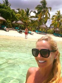 Federica Panicucci sexy alle Maldive 5