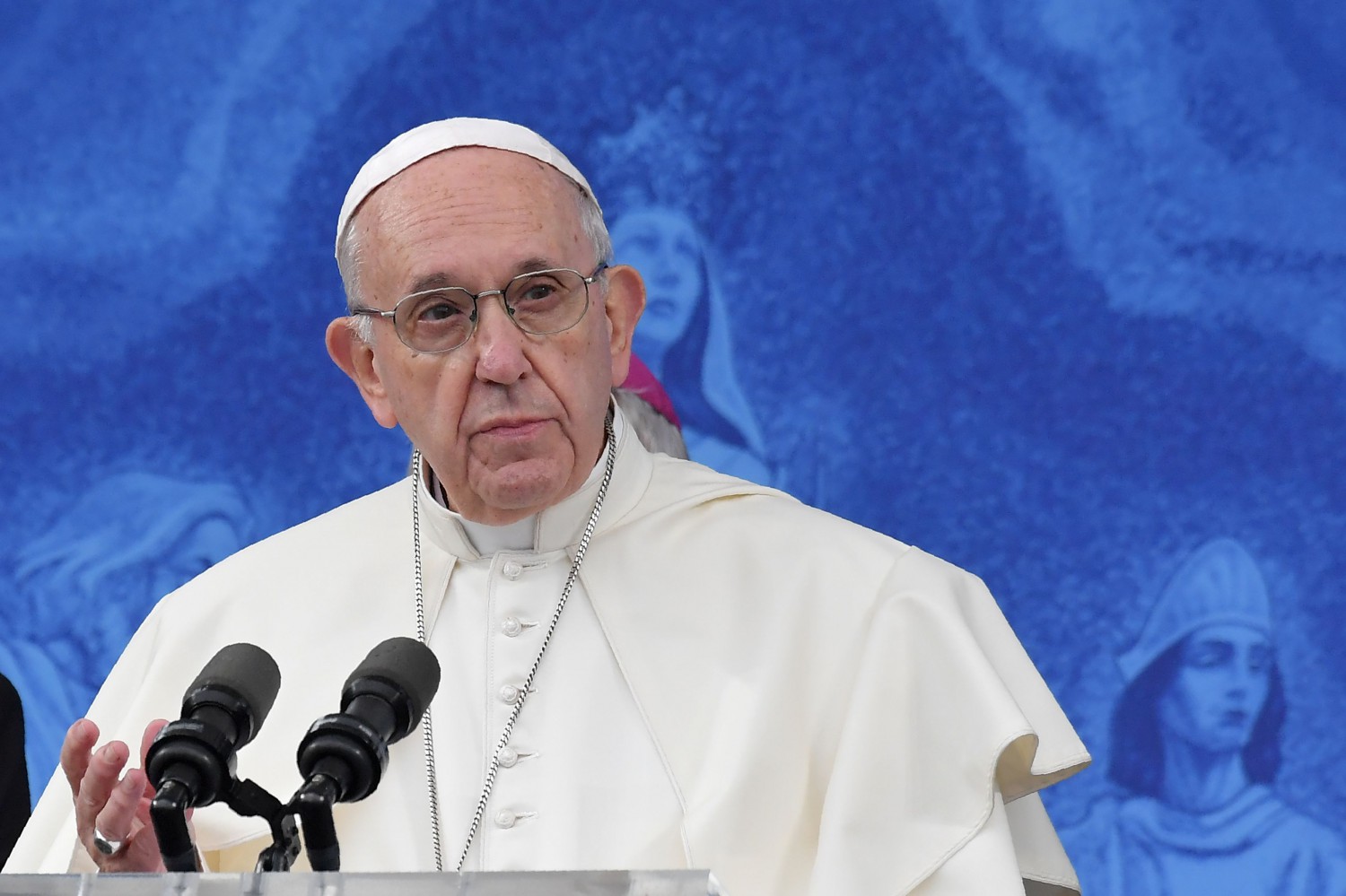 Papa Francesco: "Salvaguardare chi rischia la vita sulle onde in cerca di un futuro”