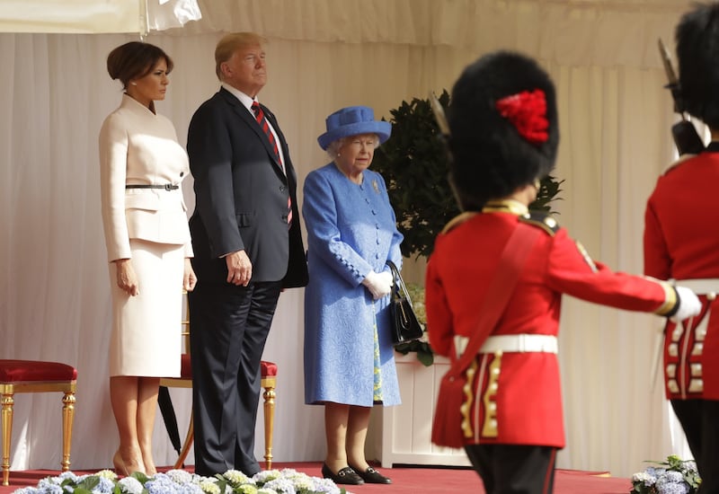 Regina Elisabetta II, le foto dell'incontro con Trump 5