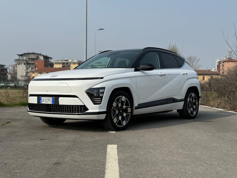 Hyundai Kona Electric: guarda la gallery del nuovo crossover elettrico da città 2