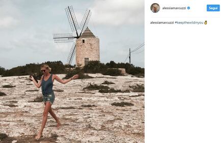 Alessia Marcuzzi sexy a Dubai 18