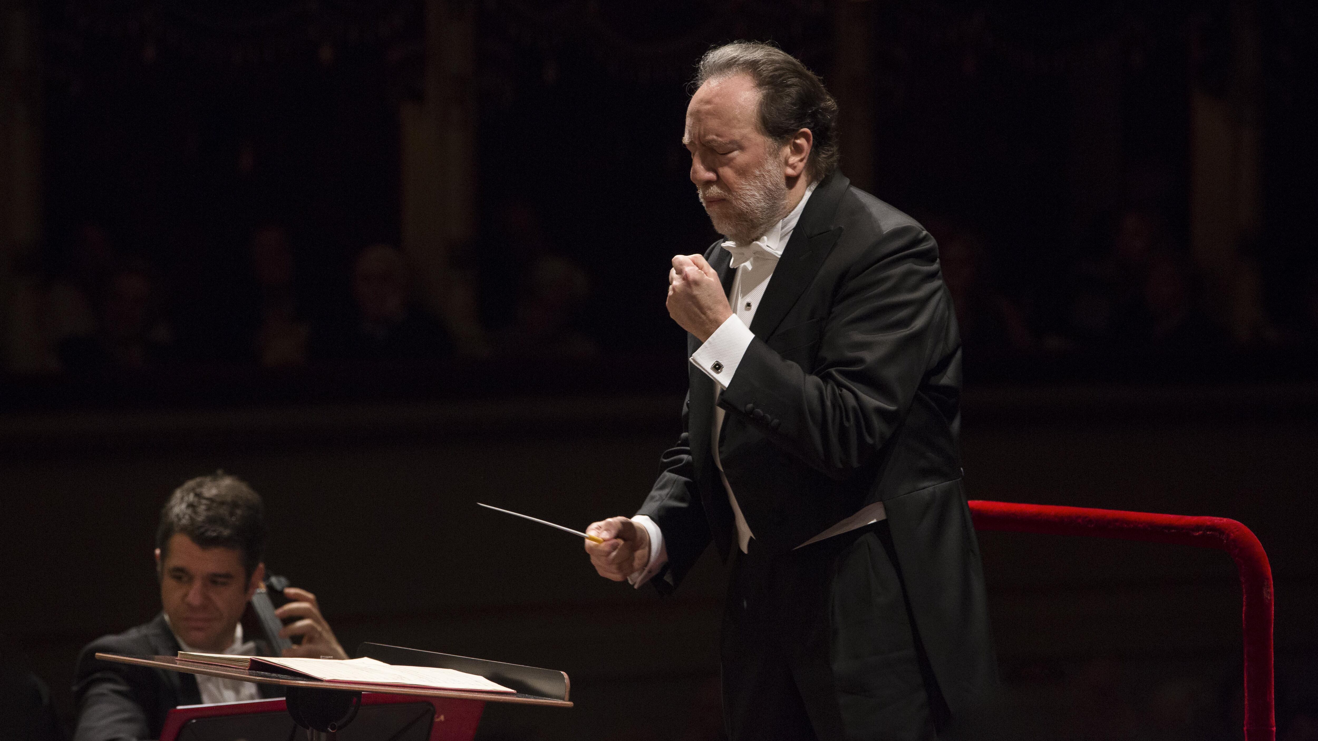 Riccardo Chailly, come sta dopo il malore alla Scala: "Valori buoni"
