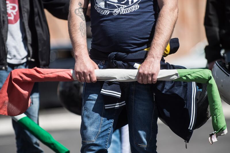 Il corteo di Forza Nuova contro Lucano 6