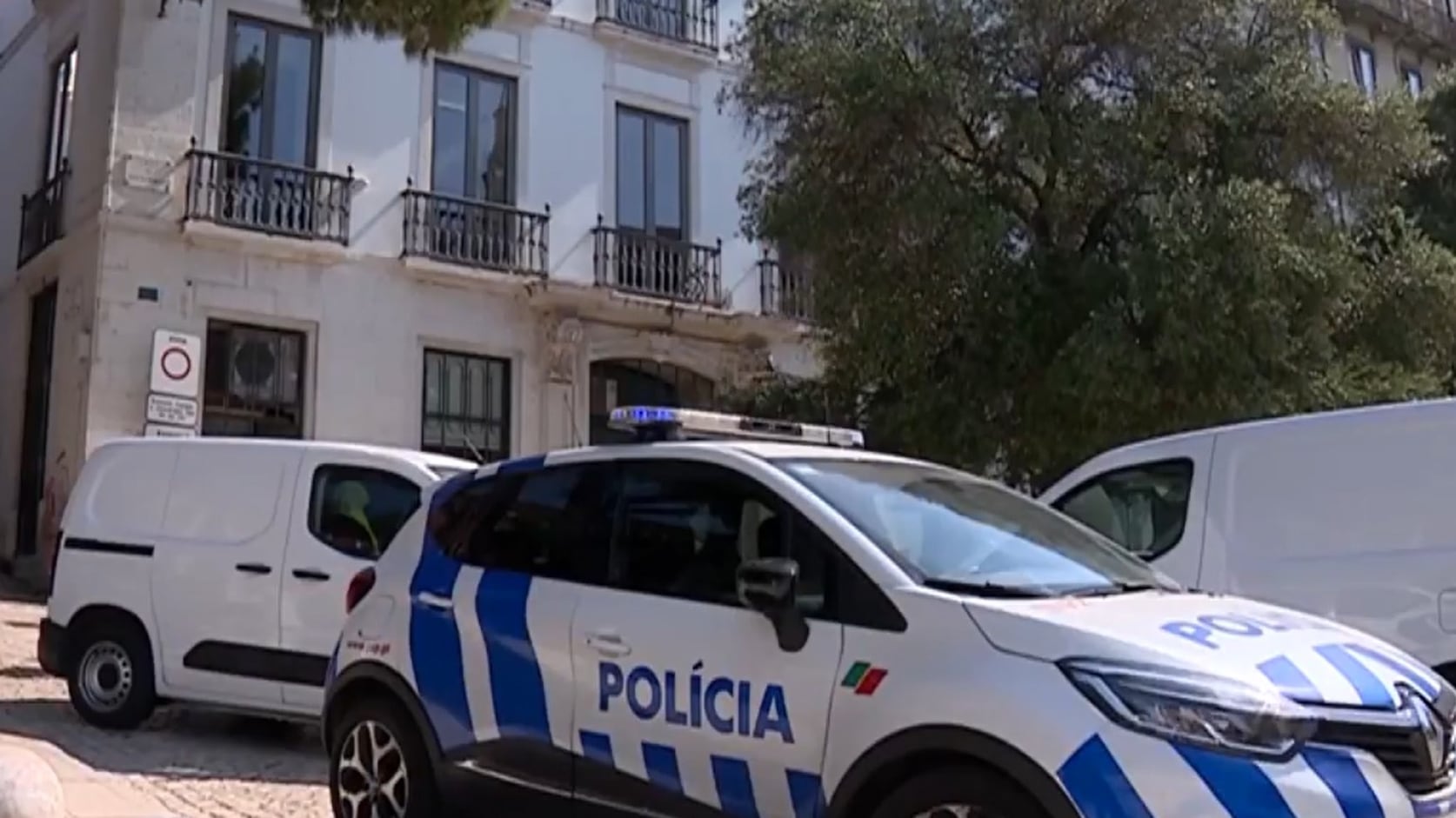 Orrore in ospedale, dallo zaino estrae una testa decapitata: "Sono stato io"