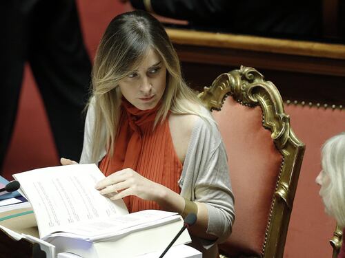 Boschi smentisce l'inciucio: "FI non entrerà nel governo"