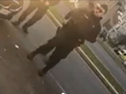 "Io, nero, fermato con pistole". Ed è giallo sul blitz dei carabinieri